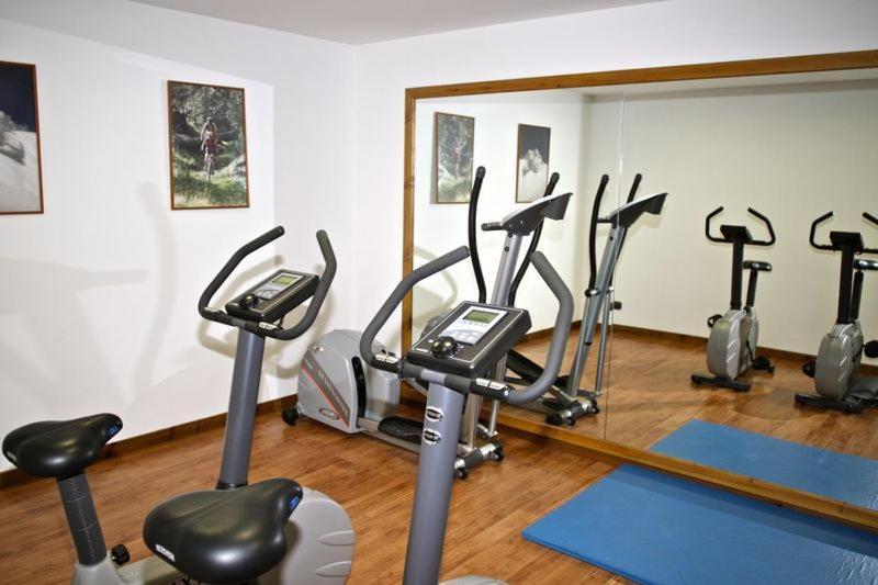 Hotel Albares 3*